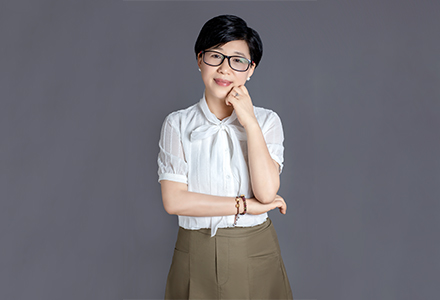 张春霞